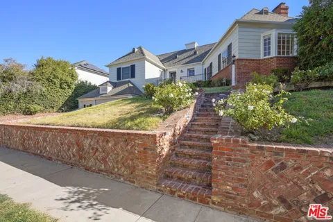 266 Denslow Avenue