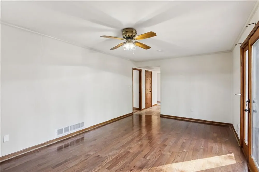 4894 Macbain Lane Dunwoody, GA 30360