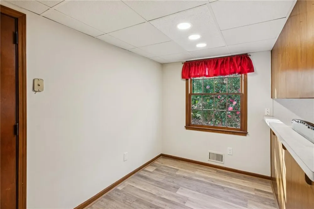 4894 Macbain Lane Dunwoody, GA 30360