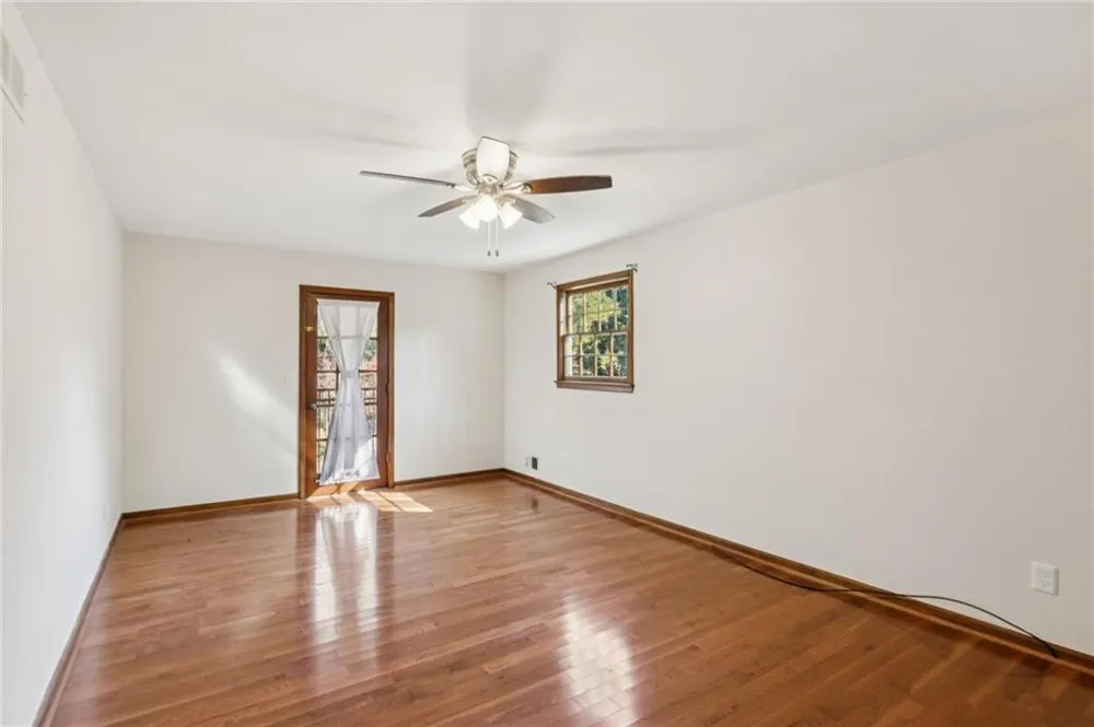 4894 Macbain Lane Dunwoody, GA 30360