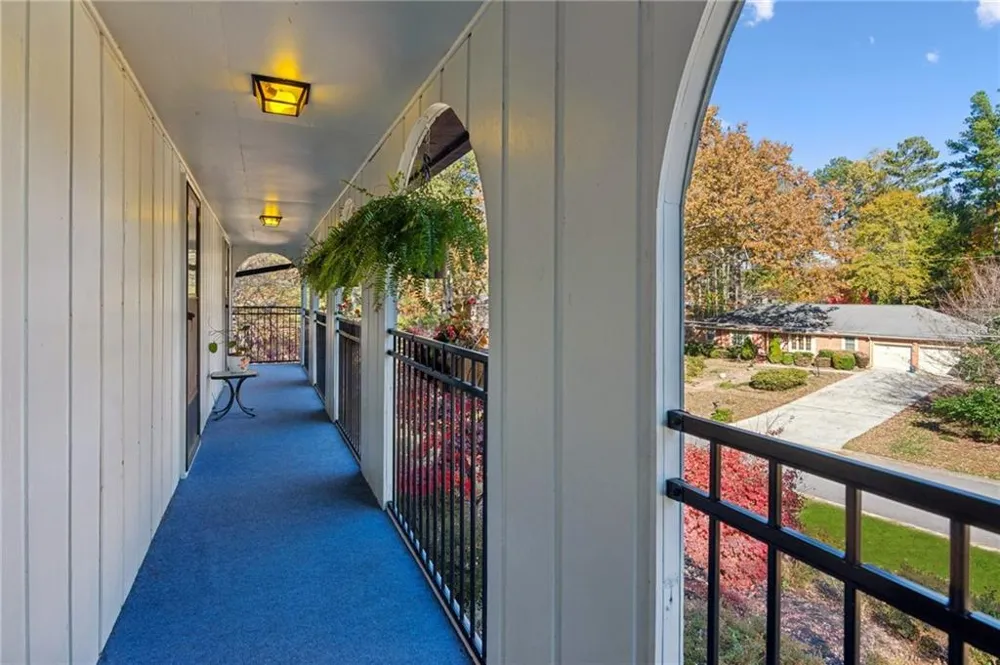 4894 Macbain Lane Dunwoody, GA 30360