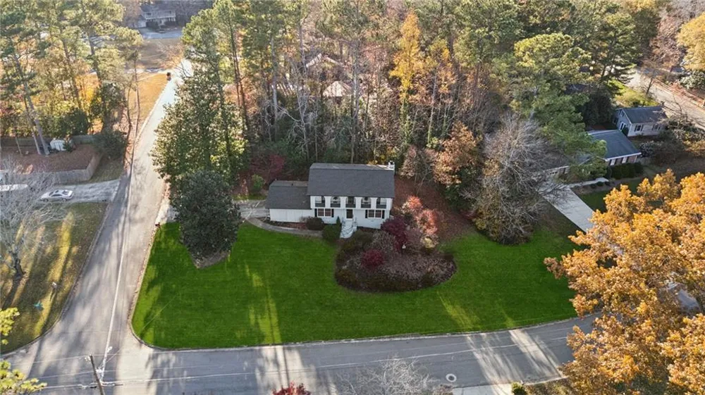 4894 Macbain Lane Dunwoody, GA 30360