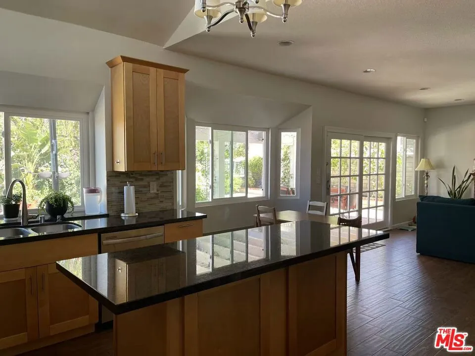 28735 Citrus Place Santa Clarita, CA 91390