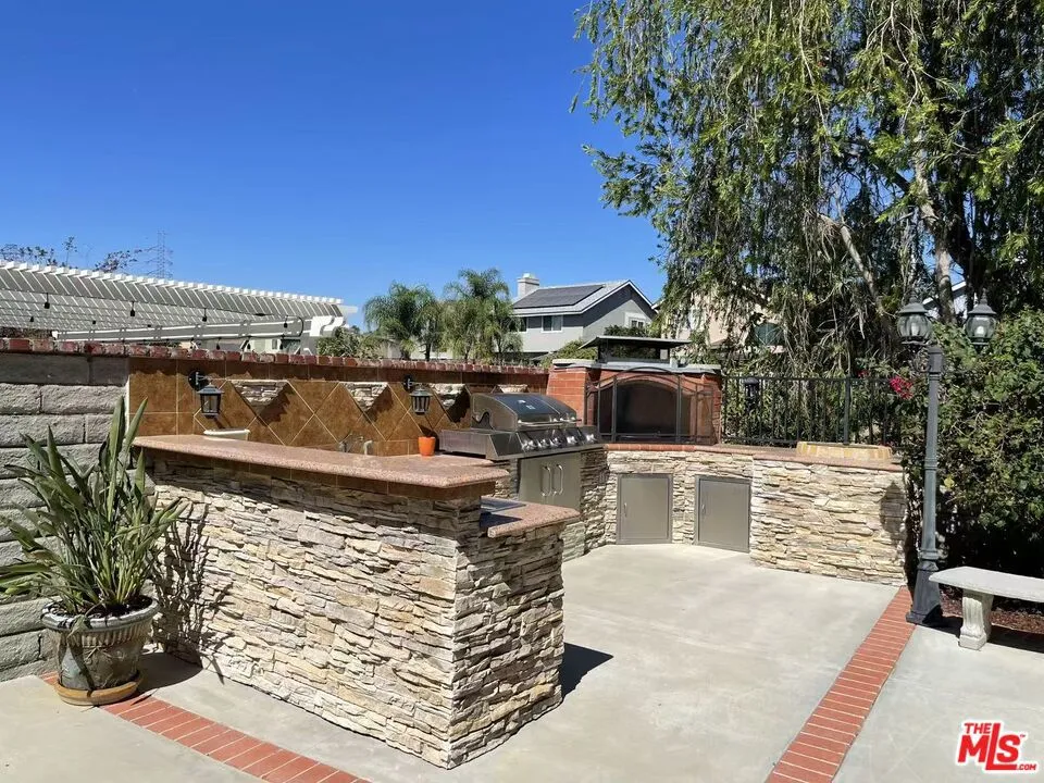 28735 Citrus Place Santa Clarita, CA 91390