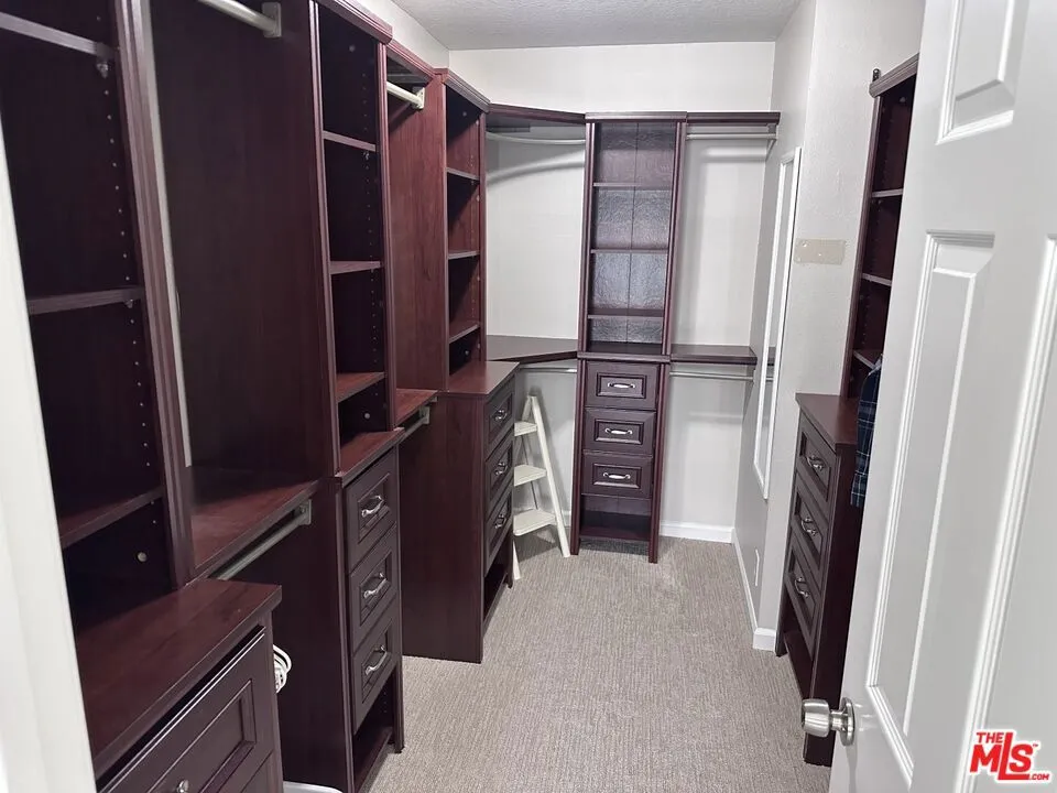 28735 Citrus Place Santa Clarita, CA 91390