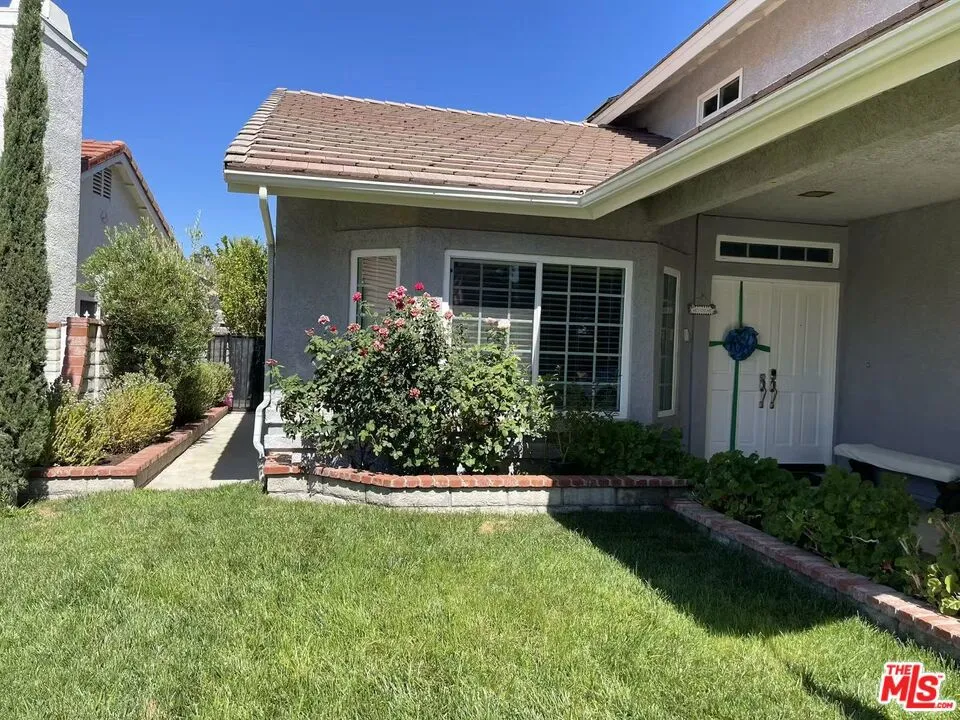28735 Citrus Place Santa Clarita, CA 91390