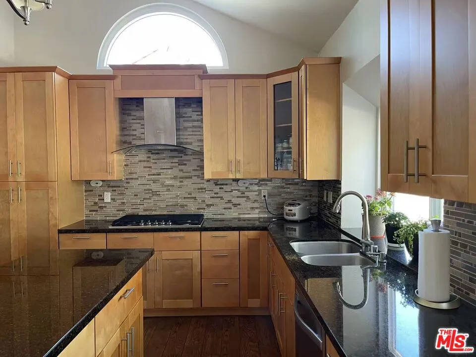 28735 Citrus Place Santa Clarita, CA 91390