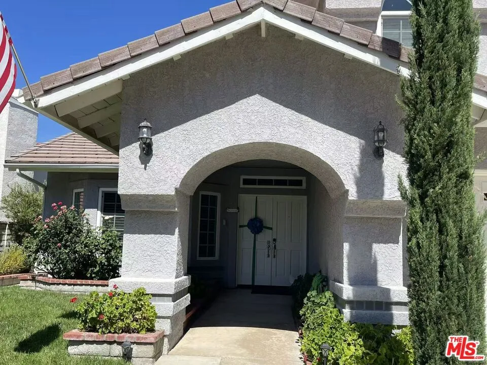 28735 Citrus Place Santa Clarita, CA 91390