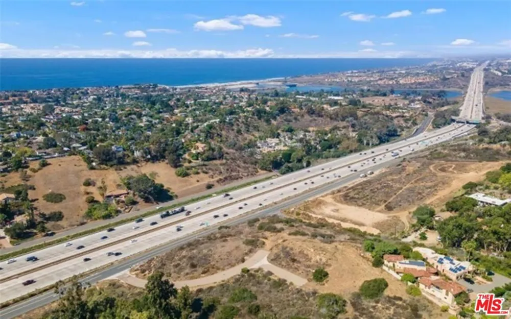 Christine Encinitas, CA 92024