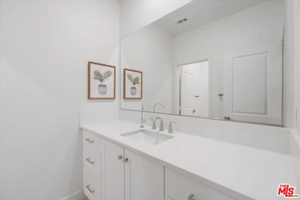 1168 Poppy Court Montebello, CA 90640