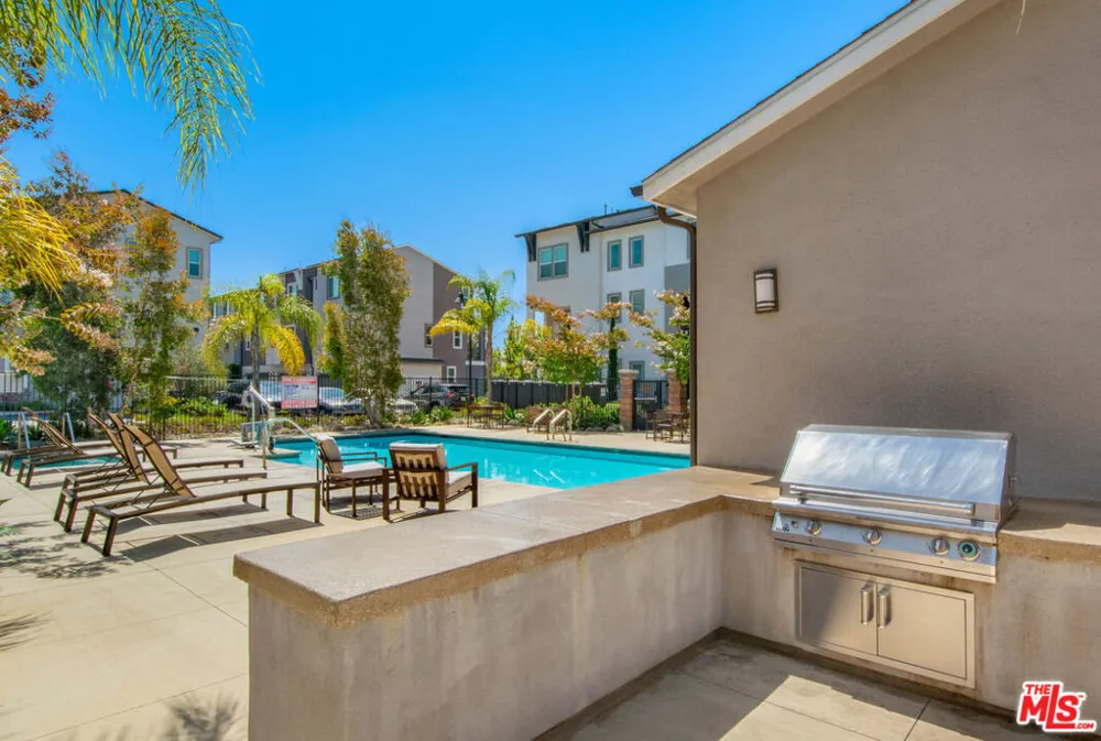 1002 Sage Lane Gardena, CA 90247