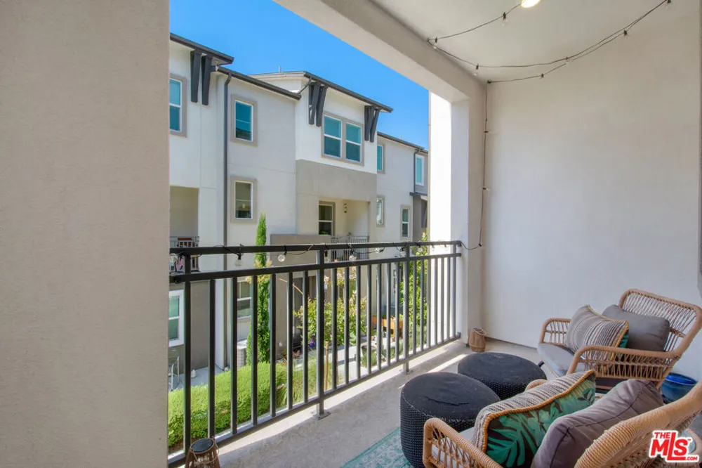 1002 Sage Lane Gardena, CA 90247