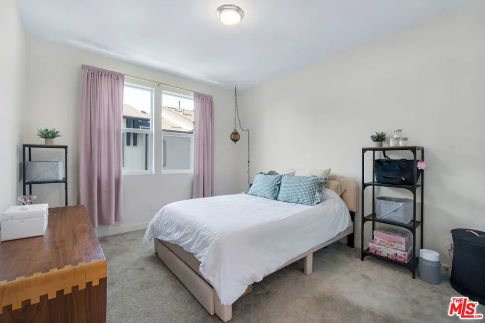 1002 Sage Lane Gardena, CA 90247