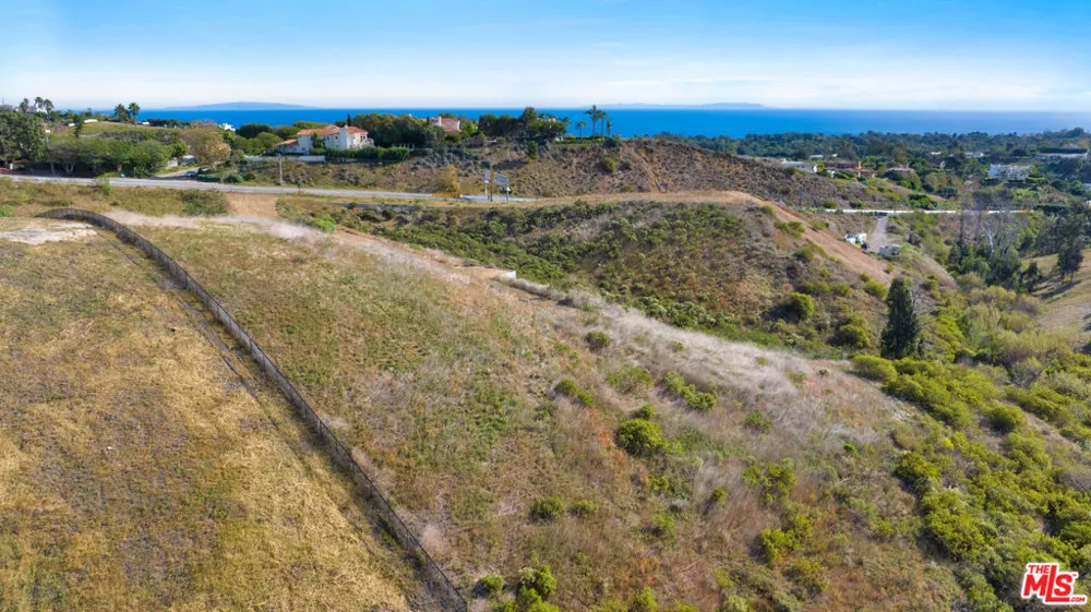 6061 Kanan Dume Road Malibu, CA 90265