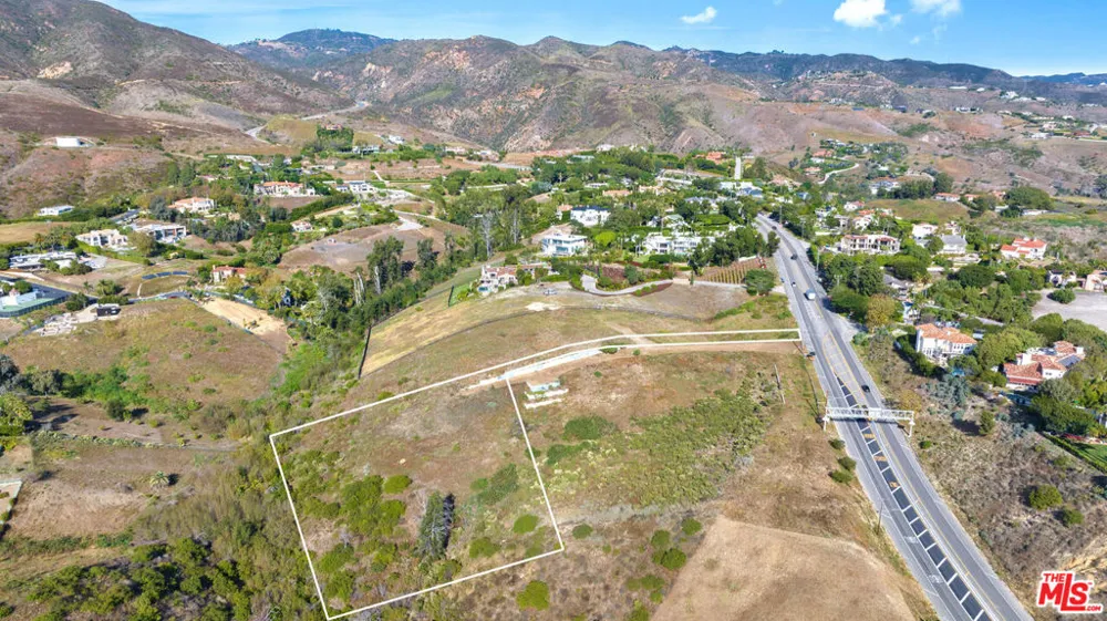 6061 Kanan Dume Road Malibu, CA 90265