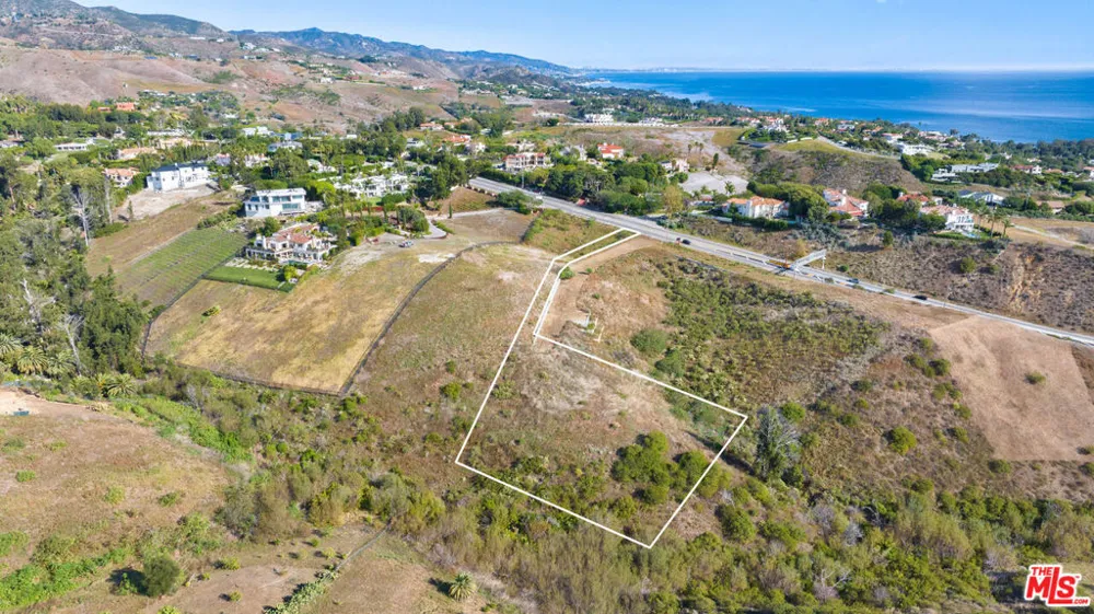 6061 Kanan Dume Road Malibu, CA 90265