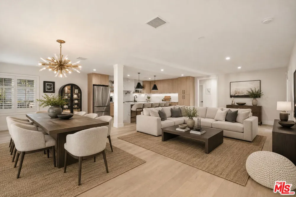 5758 Tobias Avenue Sherman Oaks, CA 91411