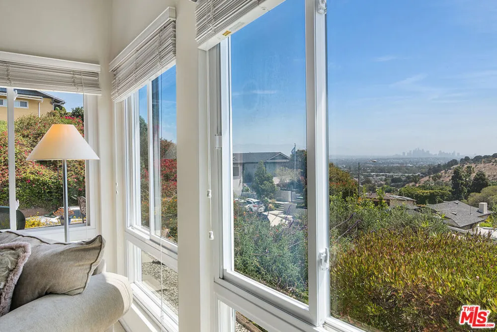 6030 Wright Terrace Culver City, CA 90232