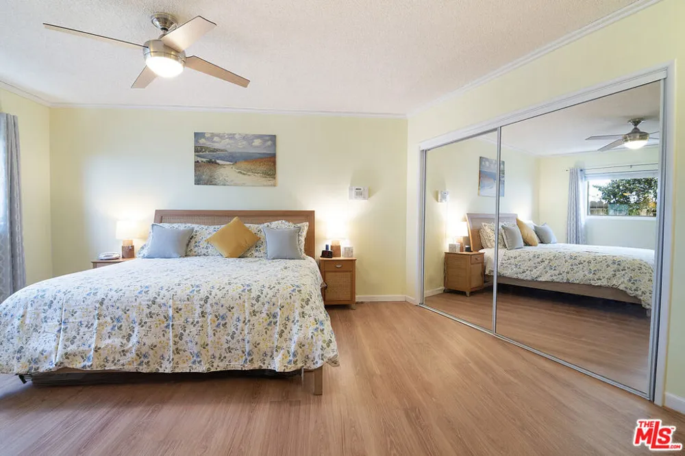 6030 Wright Terrace Culver City, CA 90232