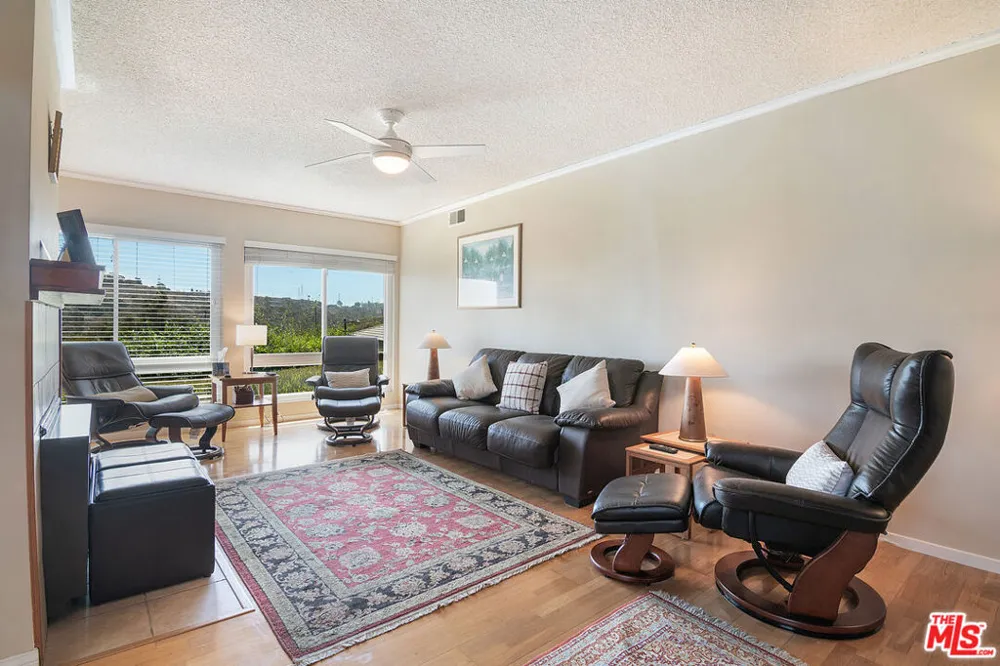6030 Wright Terrace Culver City, CA 90232