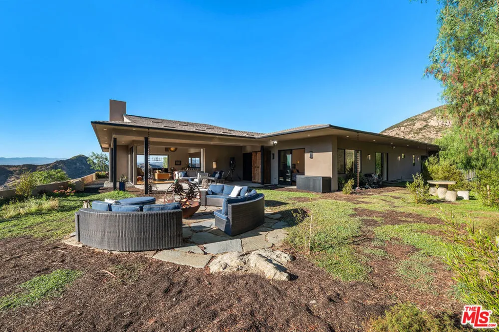 31847 Hidden Highland Road Agoura, CA 91301