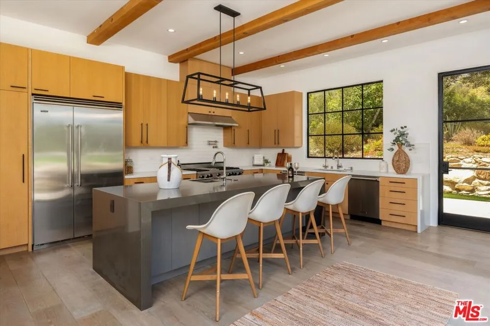 768 Winding Creek Lane Montecito, CA 93108