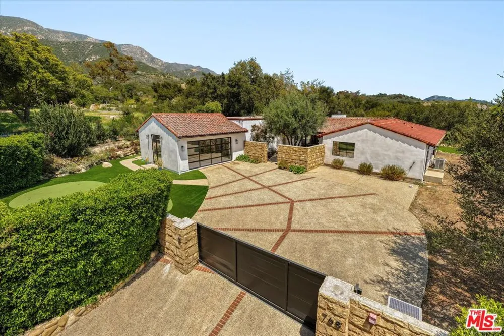 768 Winding Creek Lane Montecito, CA 93108
