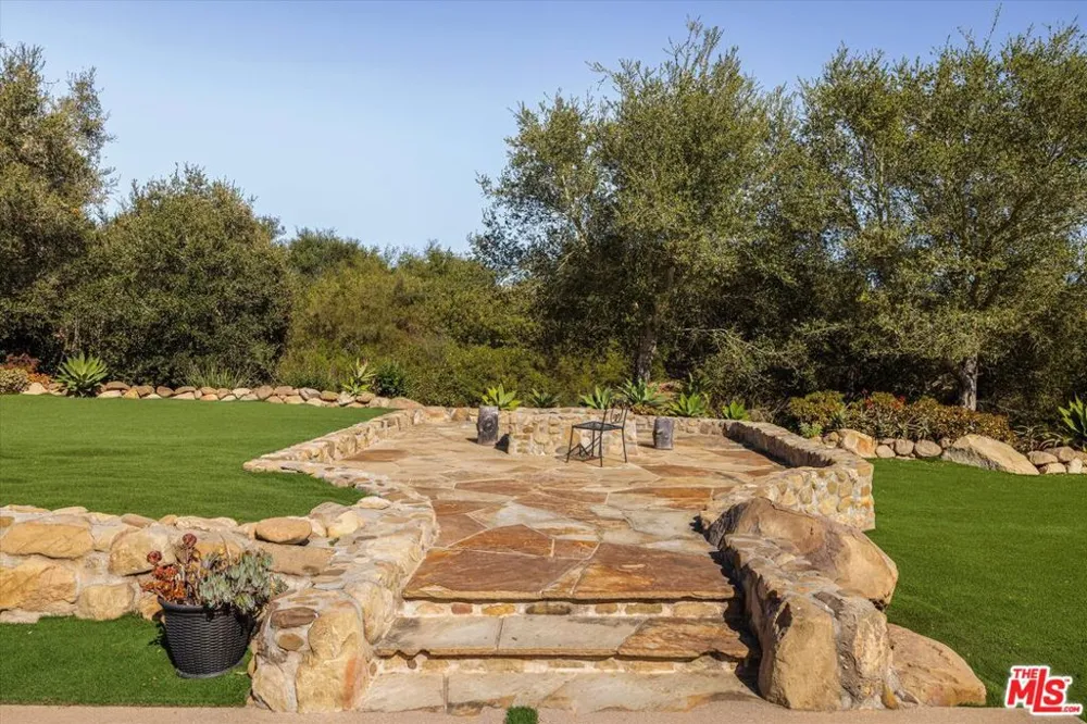 768 Winding Creek Lane Montecito, CA 93108