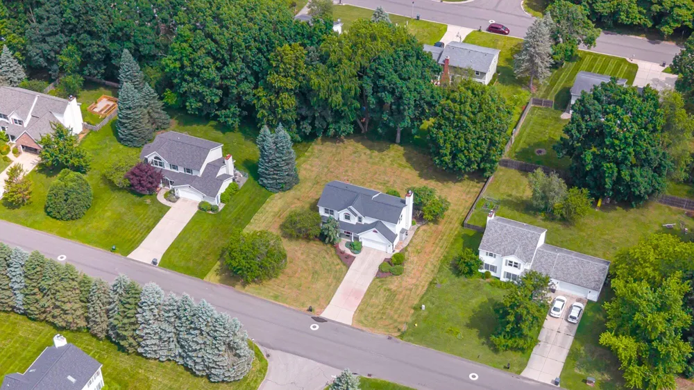 5048 Stapleton Drive Kalamazoo, MI 49009