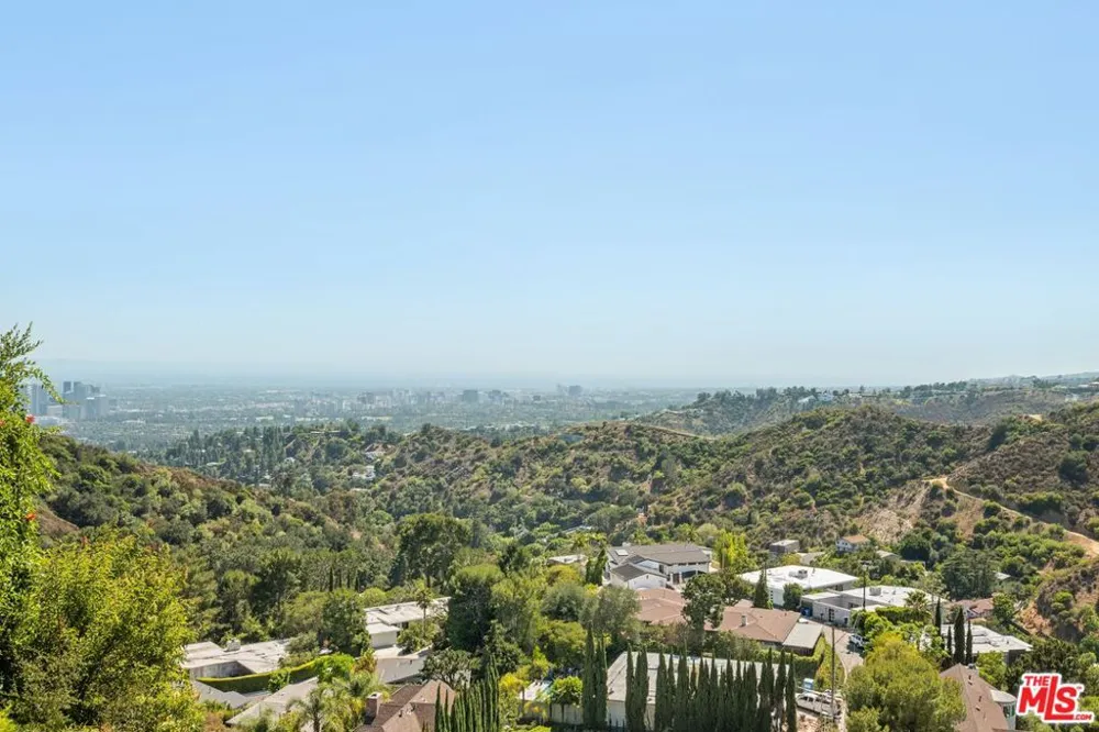 2317 Kimridge Road Los Angeles, CA 90210