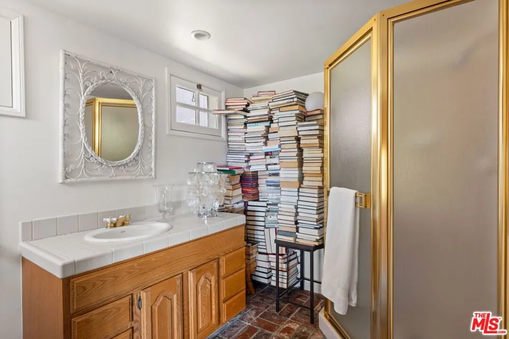 2317 Kimridge Road Los Angeles, CA 90210