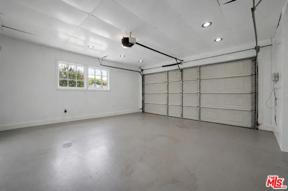 12773 La Maida Street Valley Village, CA 91607