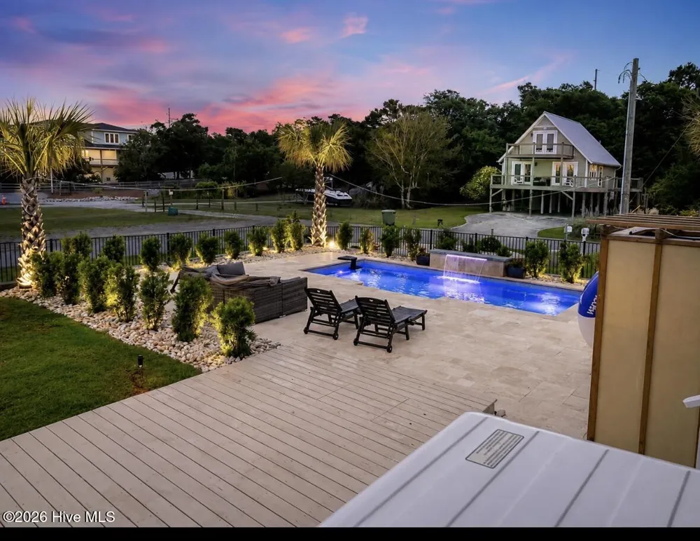 7120 Canal Drive Emerald Isle, NC 28594