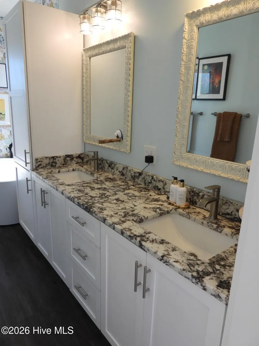 7120 Canal Drive Emerald Isle, NC 28594