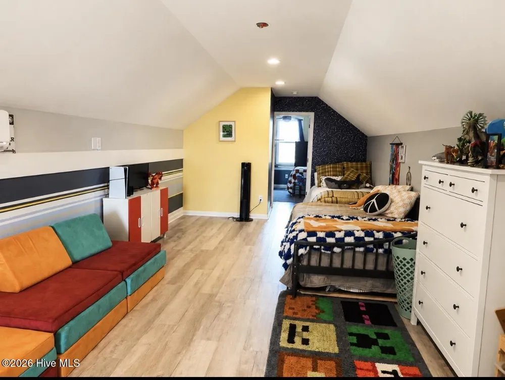 7120 Canal Drive Emerald Isle, NC 28594