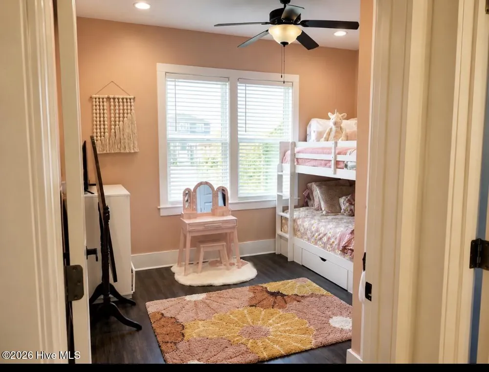7120 Canal Drive Emerald Isle, NC 28594