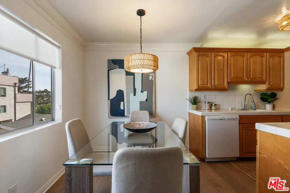 1021 12th Street #203 Santa Monica, CA 90403