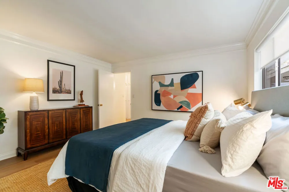 1021 12th Street #203 Santa Monica, CA 90403