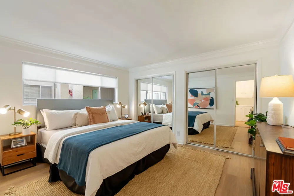 1021 12th Street #203 Santa Monica, CA 90403