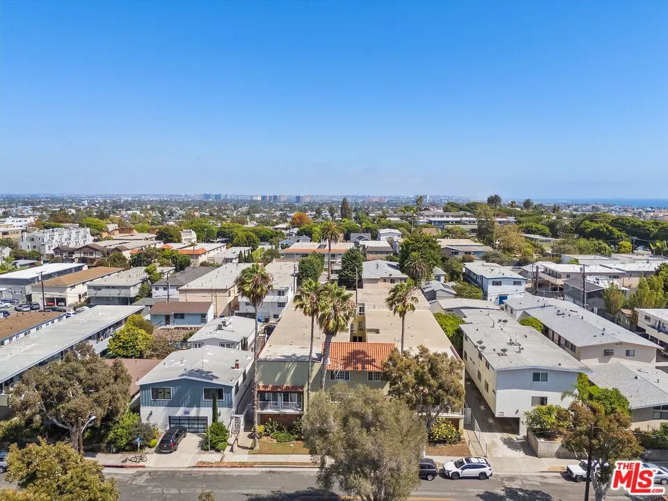 428 Hill Street #16 Santa Monica, CA 90405