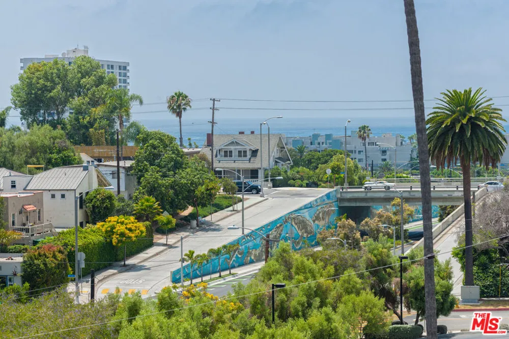 428 Hill Street #16 Santa Monica, CA 90405