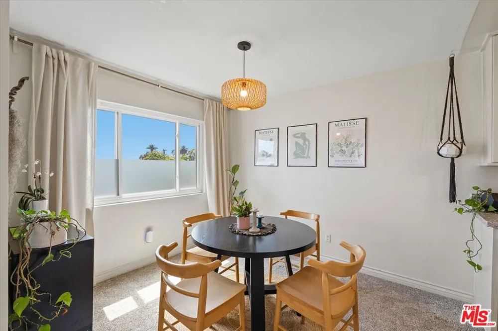 428 Hill Street #16 Santa Monica, CA 90405