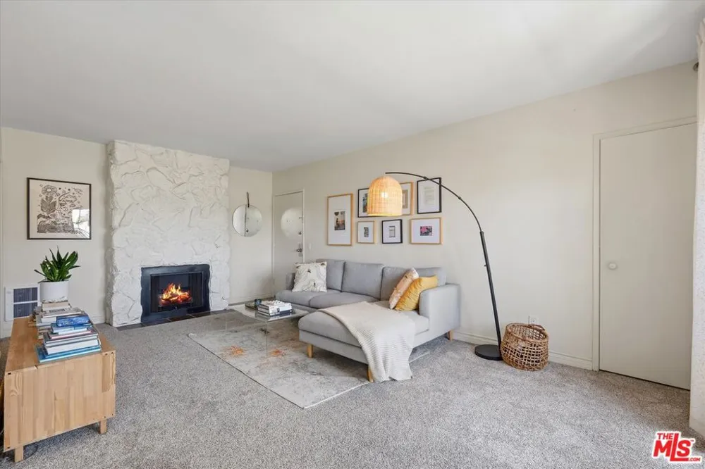 428 Hill Street #16 Santa Monica, CA 90405