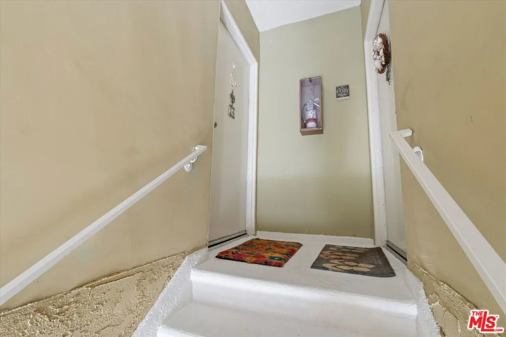 428 Hill Street #16 Santa Monica, CA 90405