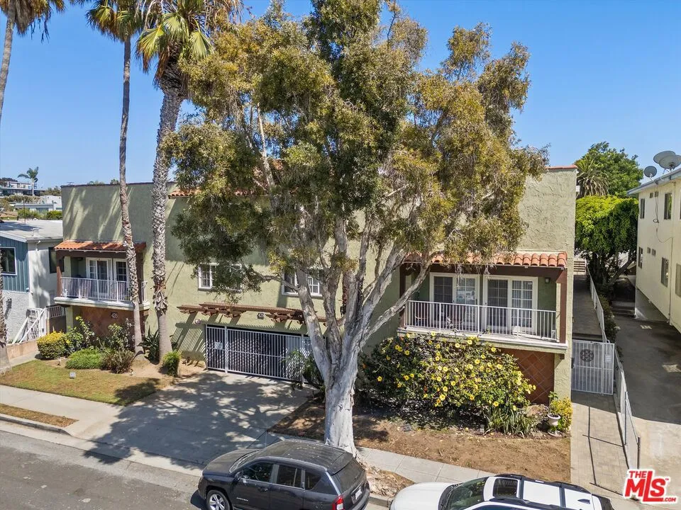 428 Hill Street #16 Santa Monica, CA 90405