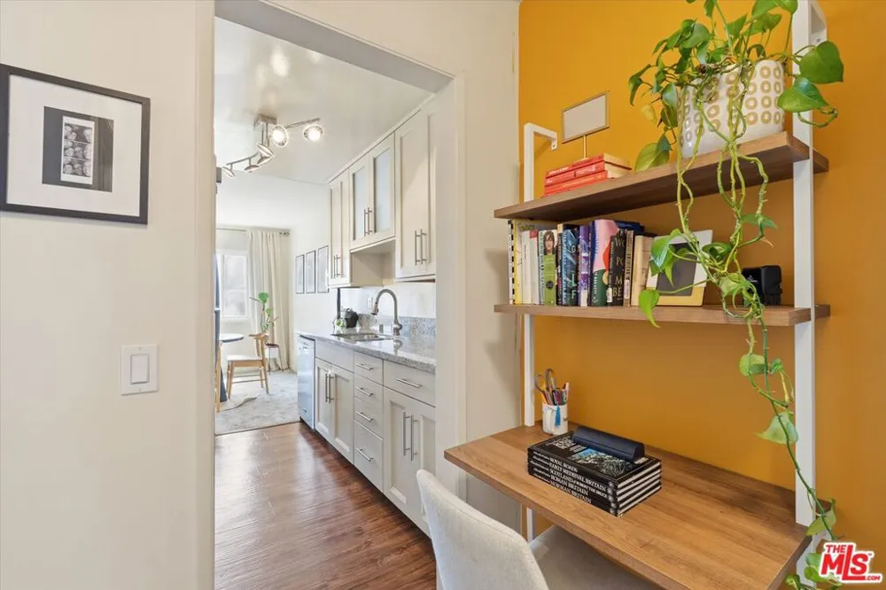 428 Hill Street #16 Santa Monica, CA 90405