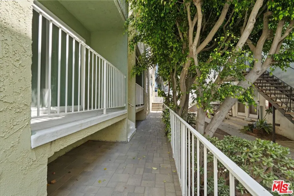 428 Hill Street #16 Santa Monica, CA 90405