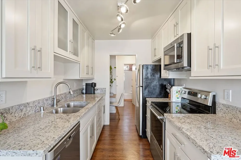 428 Hill Street #16 Santa Monica, CA 90405