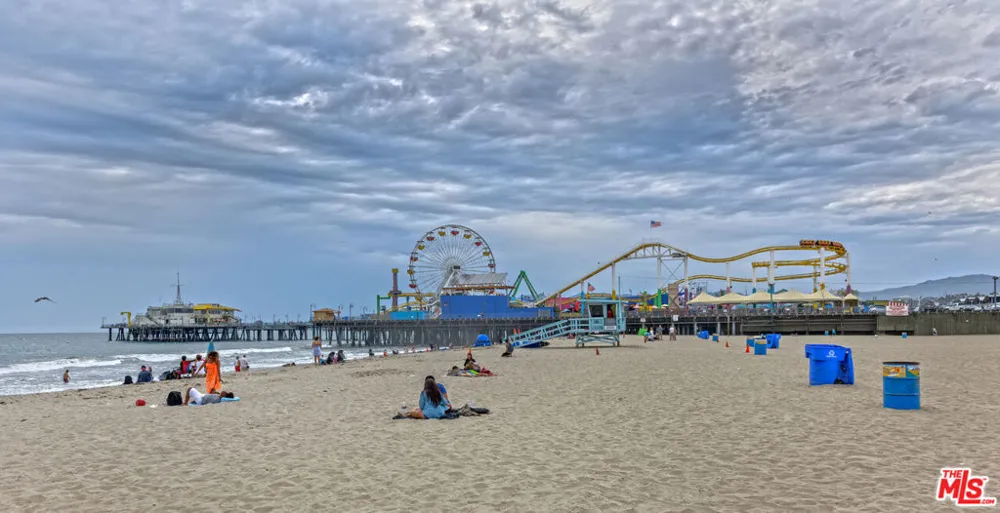 428 Hill Street #16 Santa Monica, CA 90405