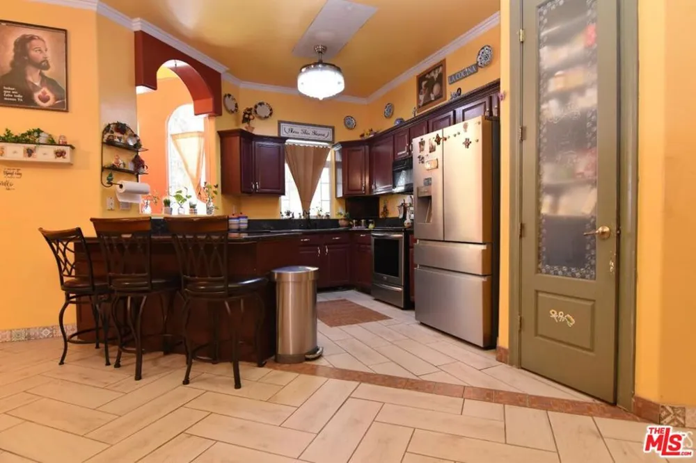 3724 Rock Meadow Court Bakersfield, CA 93308